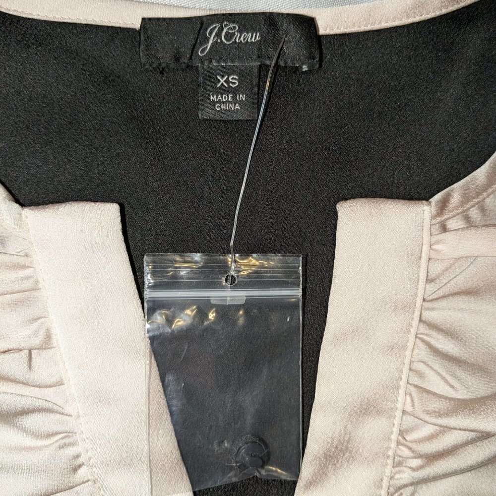 J. Crew Ruffled Work Top NWOT - Picture 6 of 6